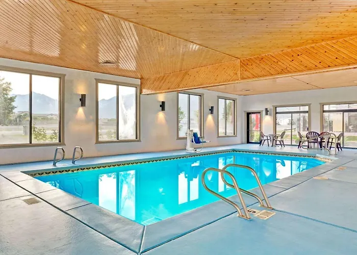Super 8 by Wyndham S Jordan/Sandy/Slc Area