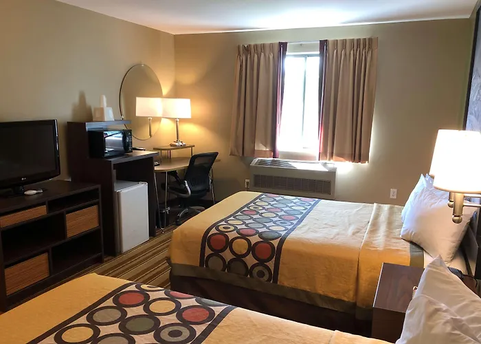 Super 8 by Wyndham S Jordan/Sandy/Slc Area