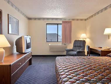 Super 8 By Wyndham S Jordan/sandy/slc Area South Jordan