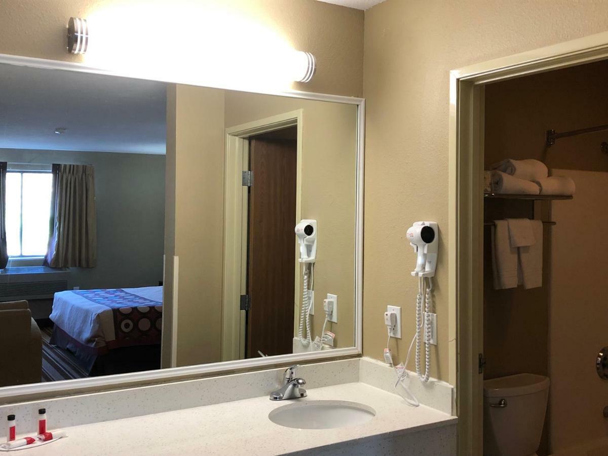 Hotel Super 8 By Wyndham S Jordan/sandy/slc Area 2*